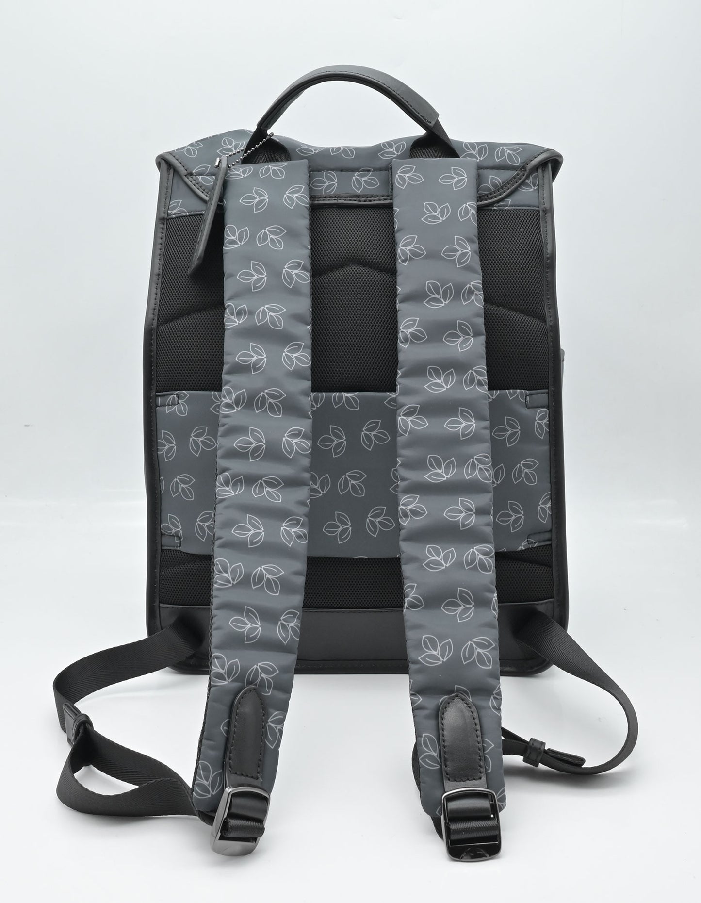 Ho`ōla Backpack